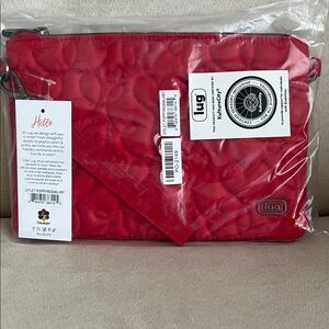 NWT Lug Ziplet Wristlet RFID Wallet in Poppy Red Swirly Hearts 💞